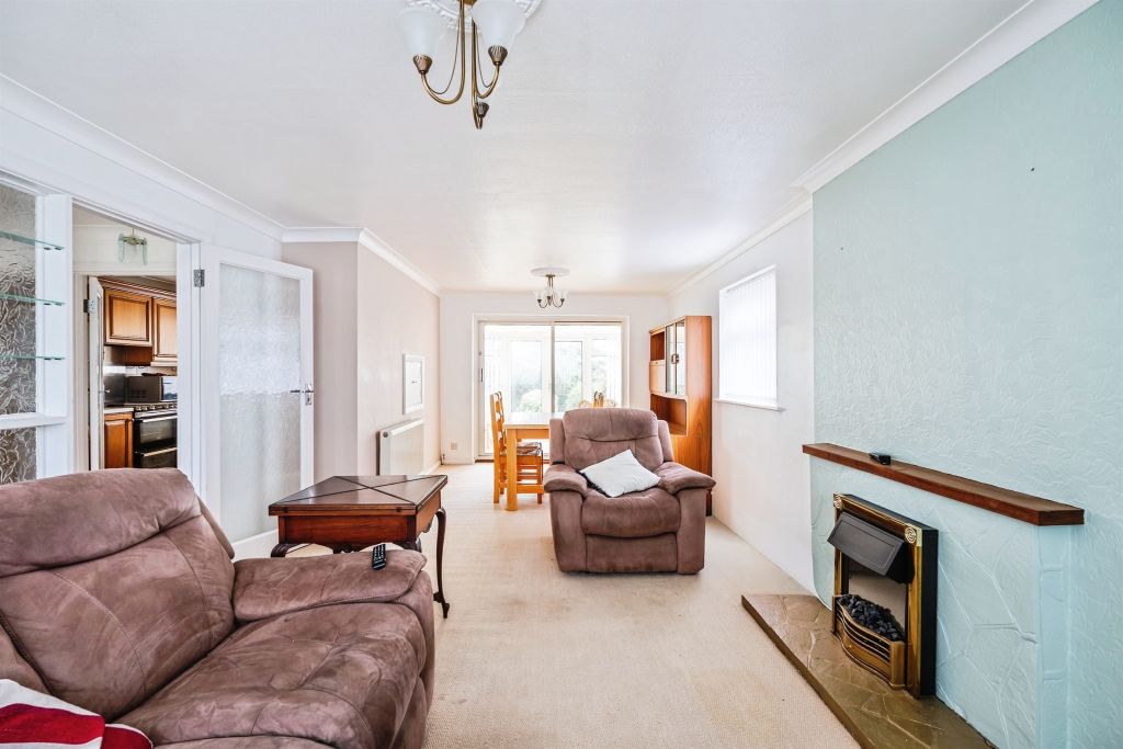 Property photo 2 of 17