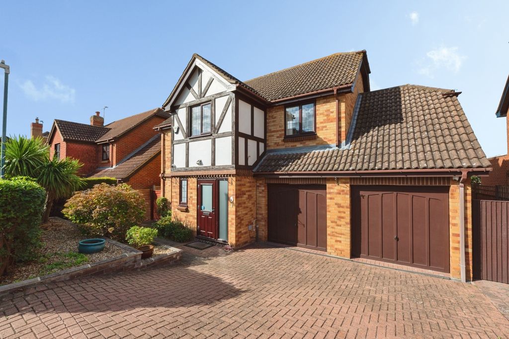 Property photo 1 of 19 Pbox-Img.Jpg