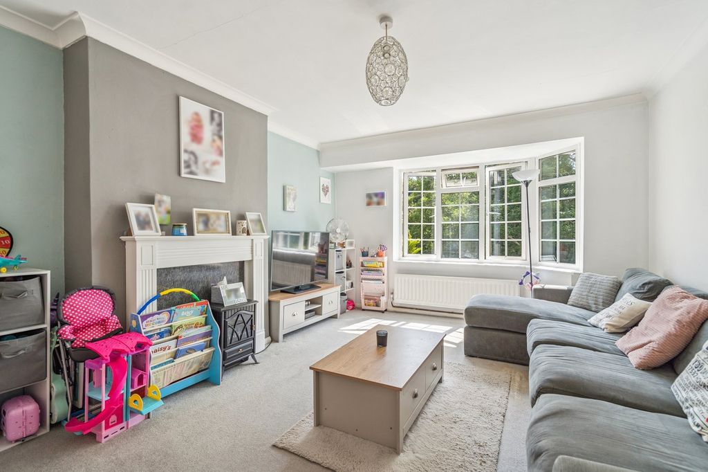 Property photo 2 of 14