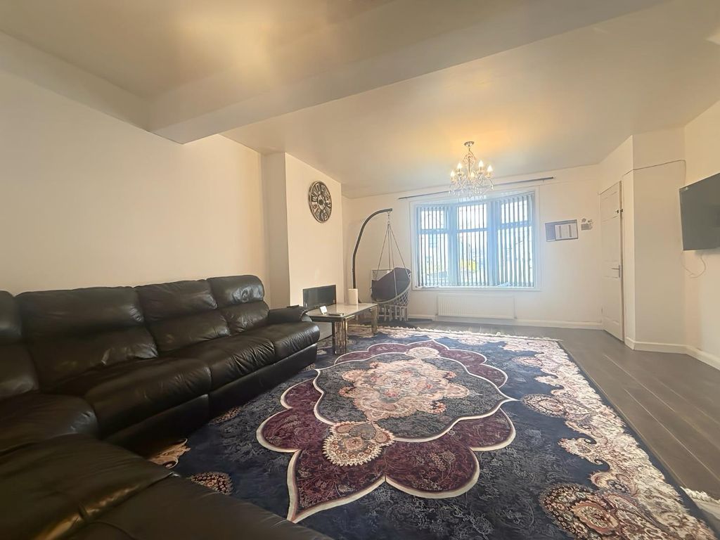 Property photo 2 of 13 Img_1400.Jpeg