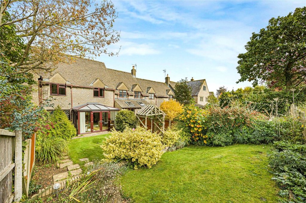 Property photo 2 of 17 Picture No. 47