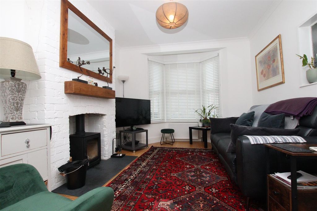Property photo 2 of 9 Living Room.Jpg