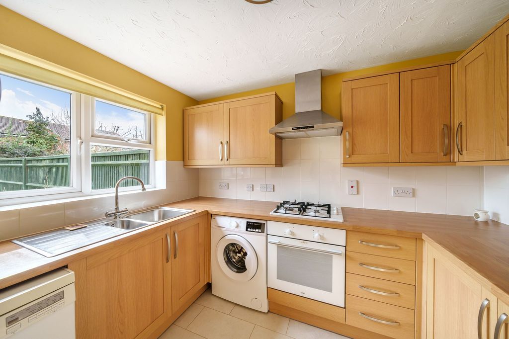 Property photo 3 of 9