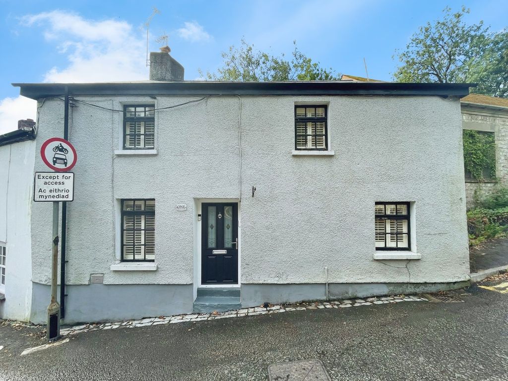 Property photo 1 of 24