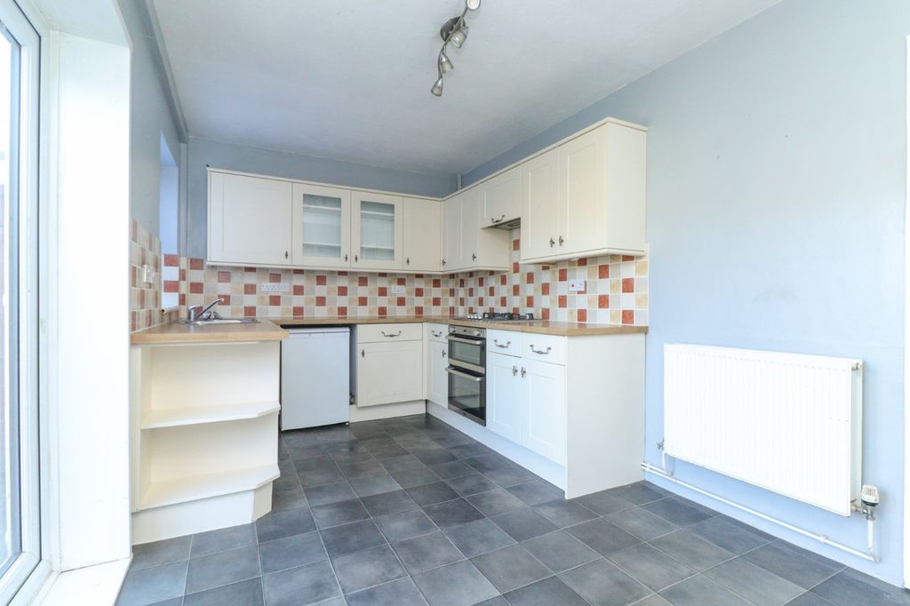 Property photo 3 of 10 Picture 3