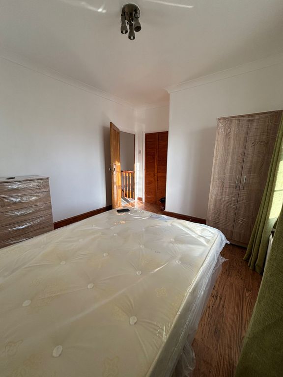 Property photo 1 of 3