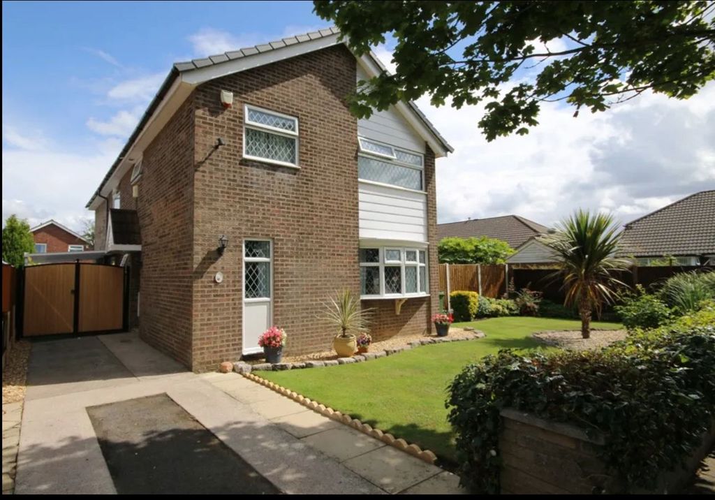 Property photo 1 of 22