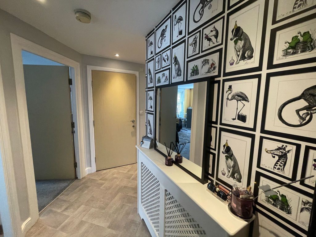 Property photo 3 of 17 Photograph 3