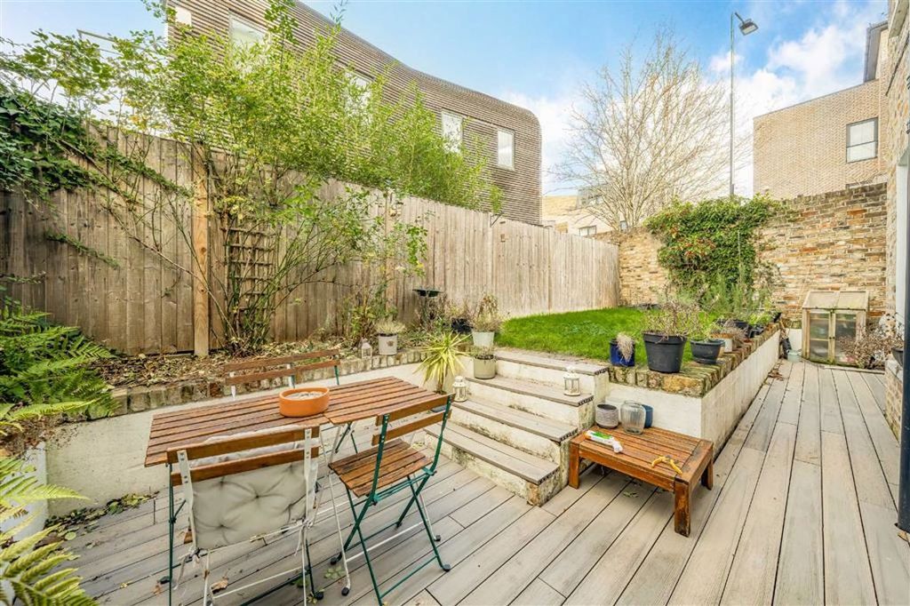 Property photo 3 of 7