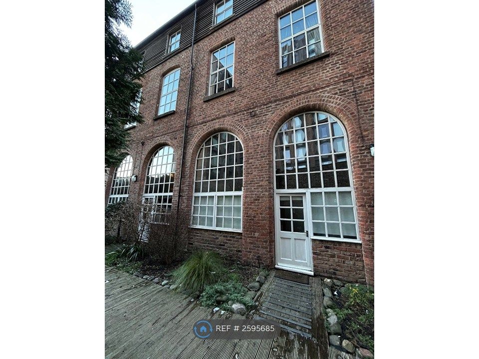 Property photo 3 of 18