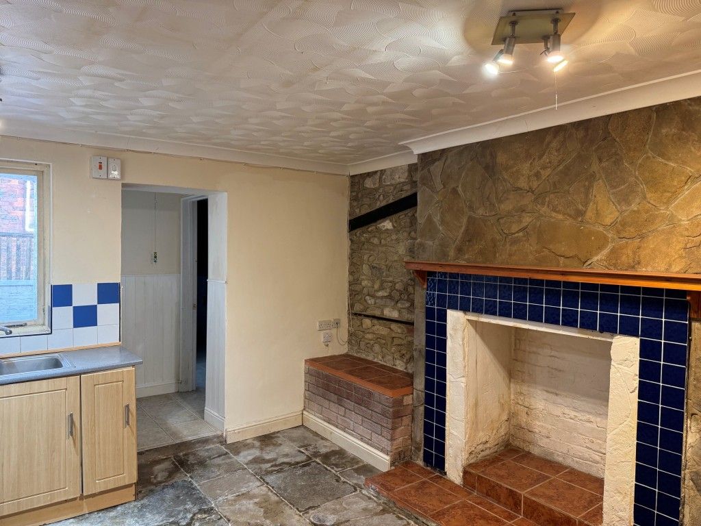 Property photo 3 of 7 The Kitchen