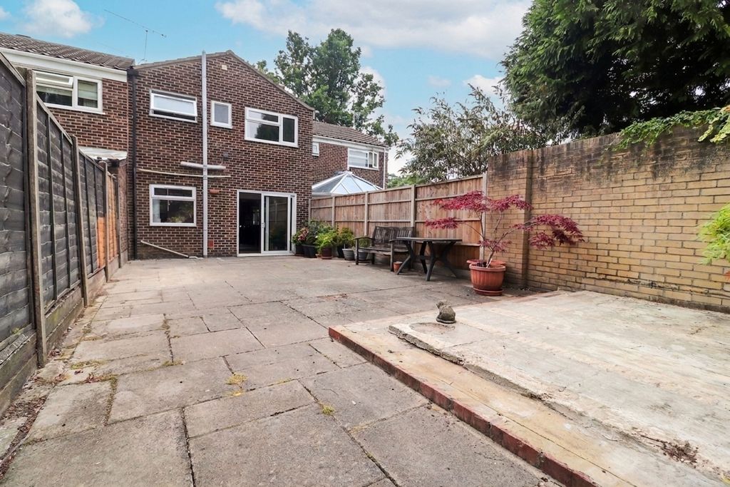Property photo 3 of 16