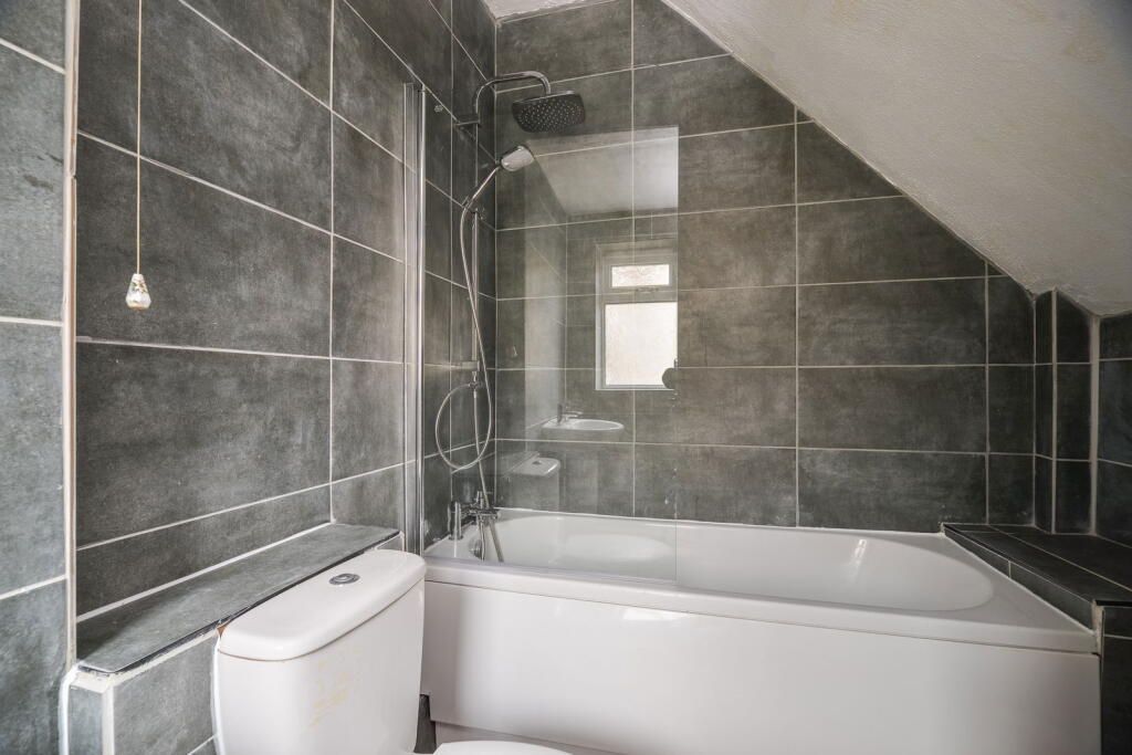 Property photo 3 of 33 238289_S1322901_Img_11_0000