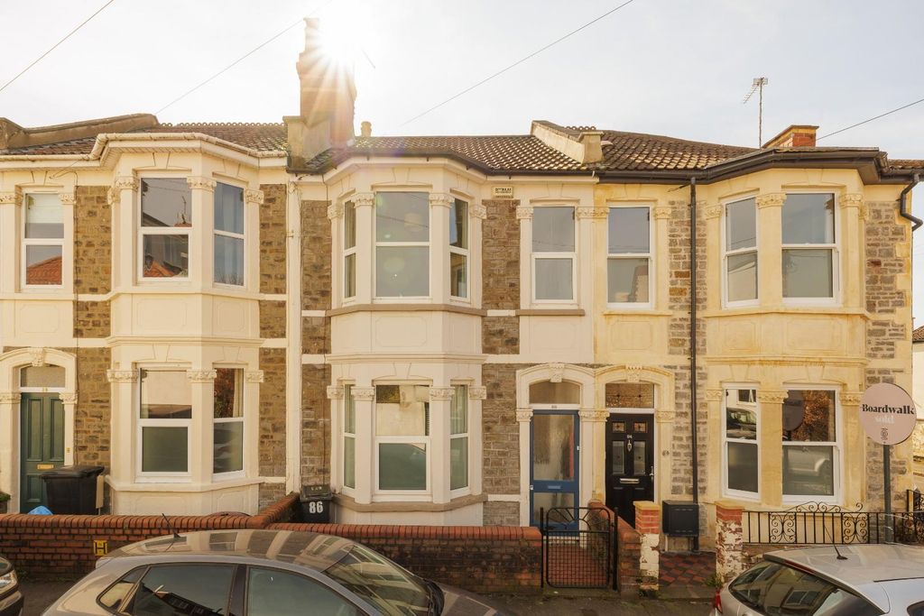 Property photo 2 of 40 Char9209.Jpg