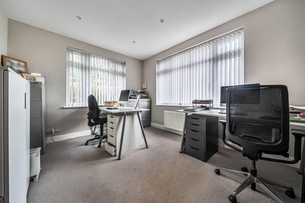 Additional image 11 of 5 bed detached house for saleHare Lane, Lingfield RH7