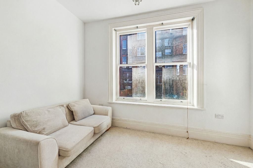 Property photo 2 of 10 Picture 3