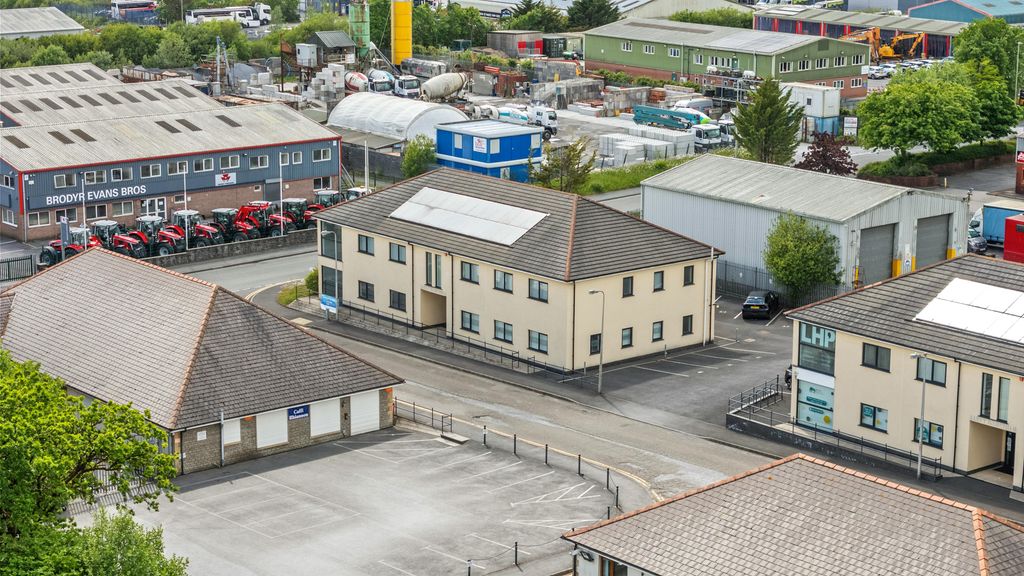 Property photo 1 of 9 Dji_20250525154004_0382_D.Jpg