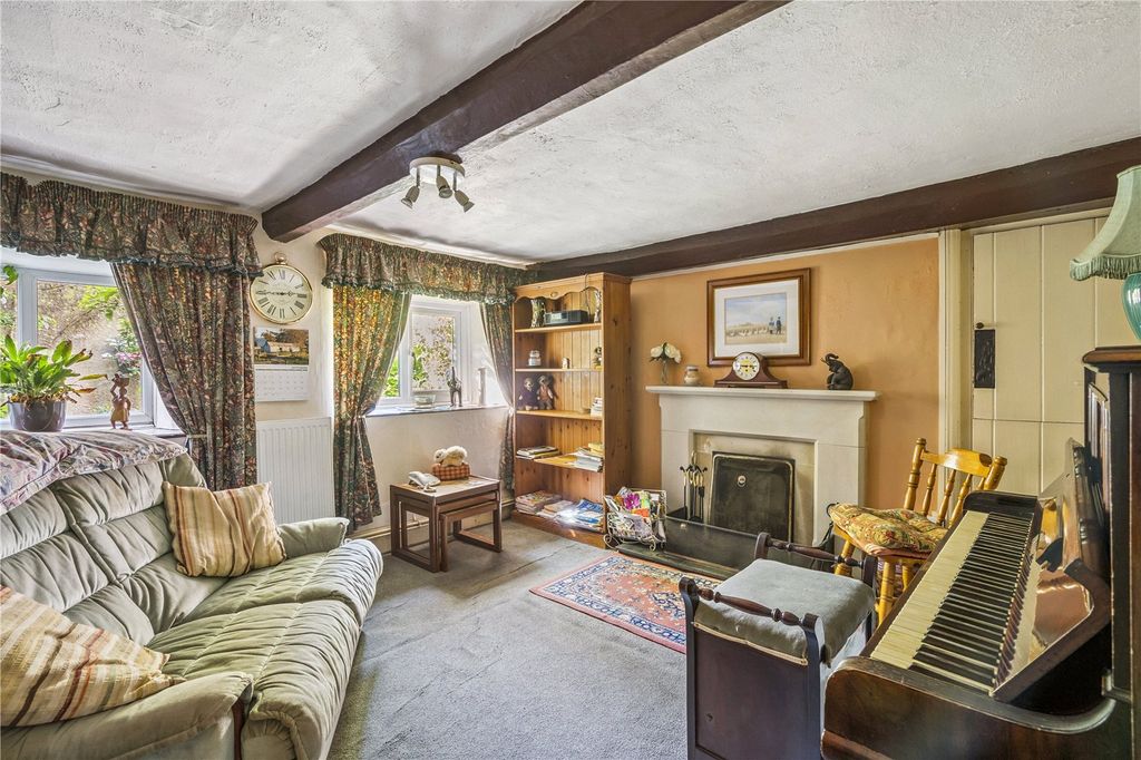 Property photo 3 of 17 Family Room