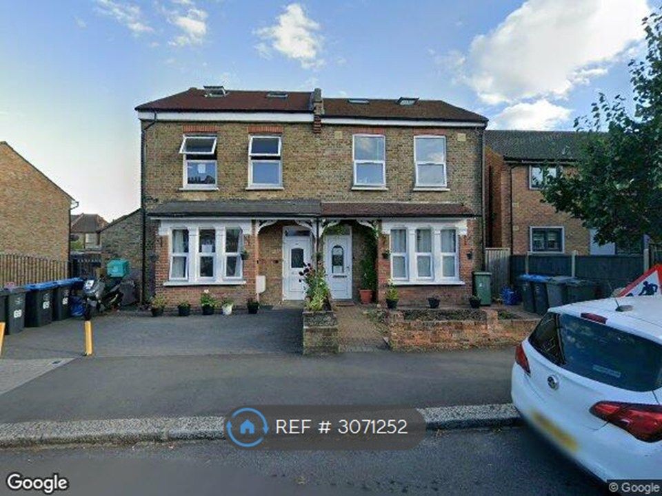 Property photo 1 of 8
