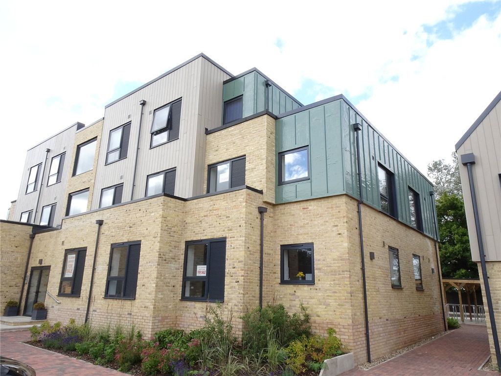 Property photo 1 of 6 Front