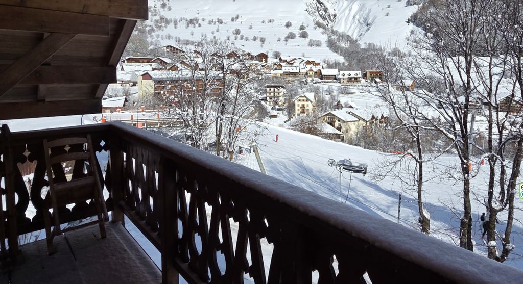 Property photo 2 of 17 Chalet For Sale In S