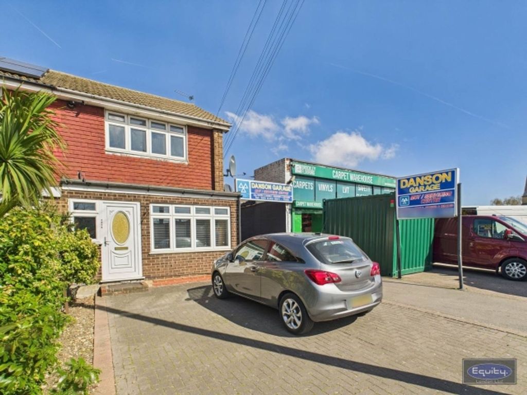 Property photo 3 of 16 External