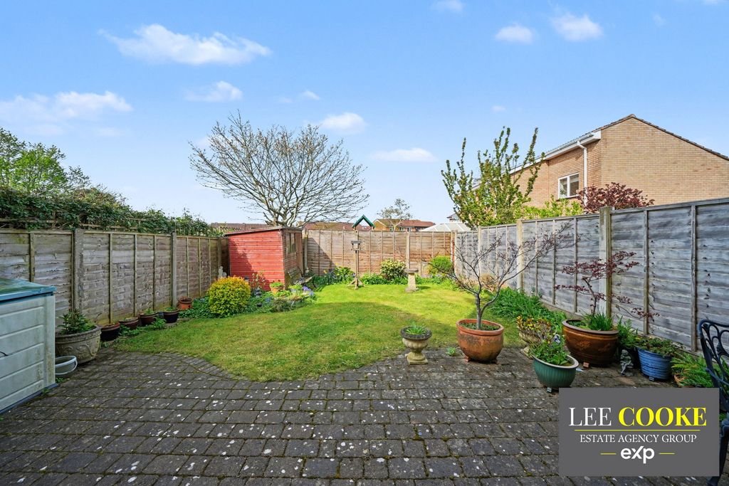 Property photo 3 of 25