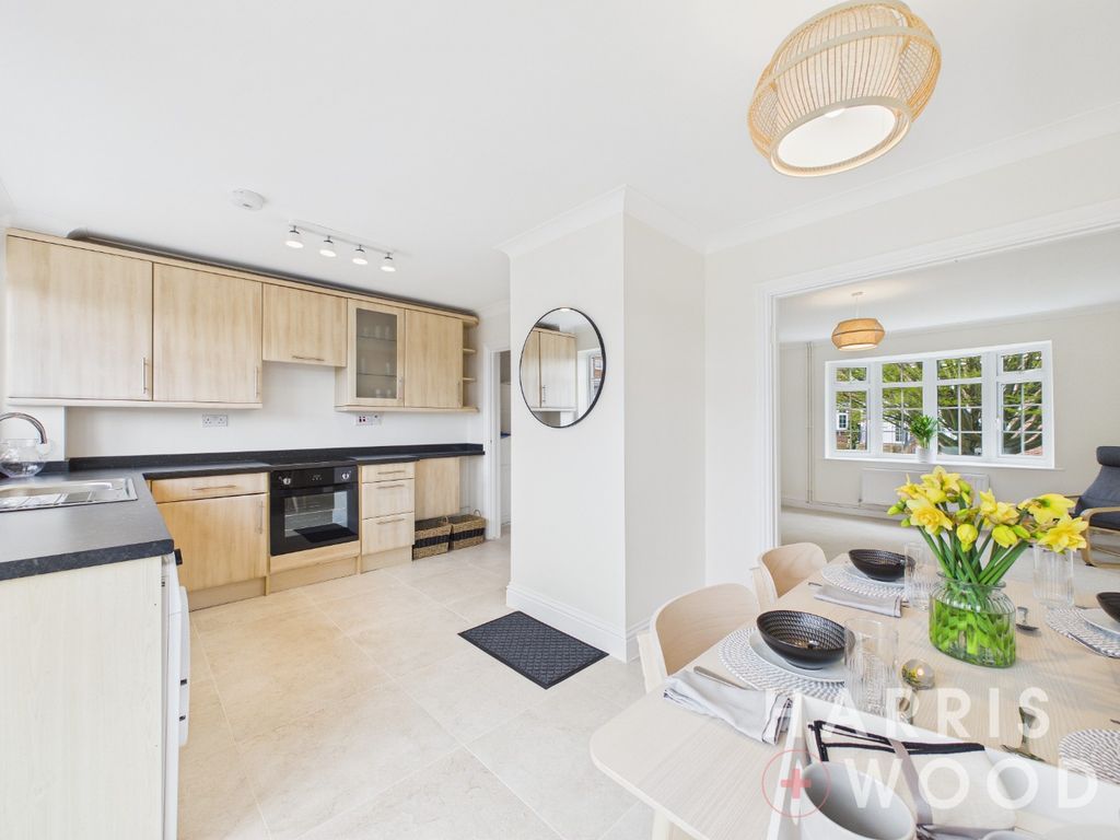 Property photo 2 of 23 5028972