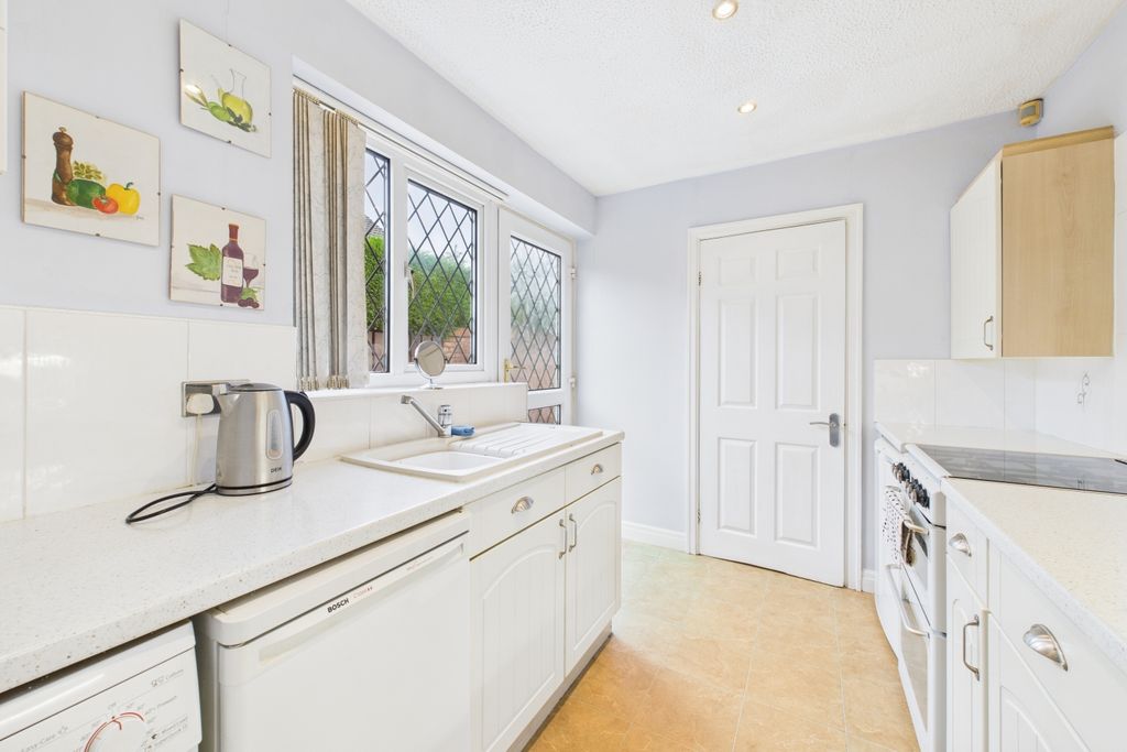 Property photo 3 of 15 Cam03162G0-Pr0342-Still016