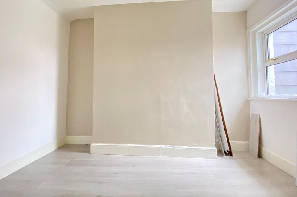 Additional image 11 of 2 bed maisonette for saleTown Centre, Ringwood BH24