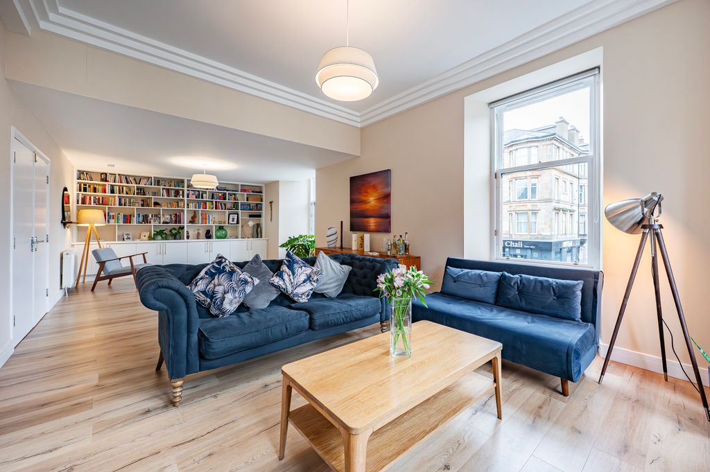 Property photo 3 of 37