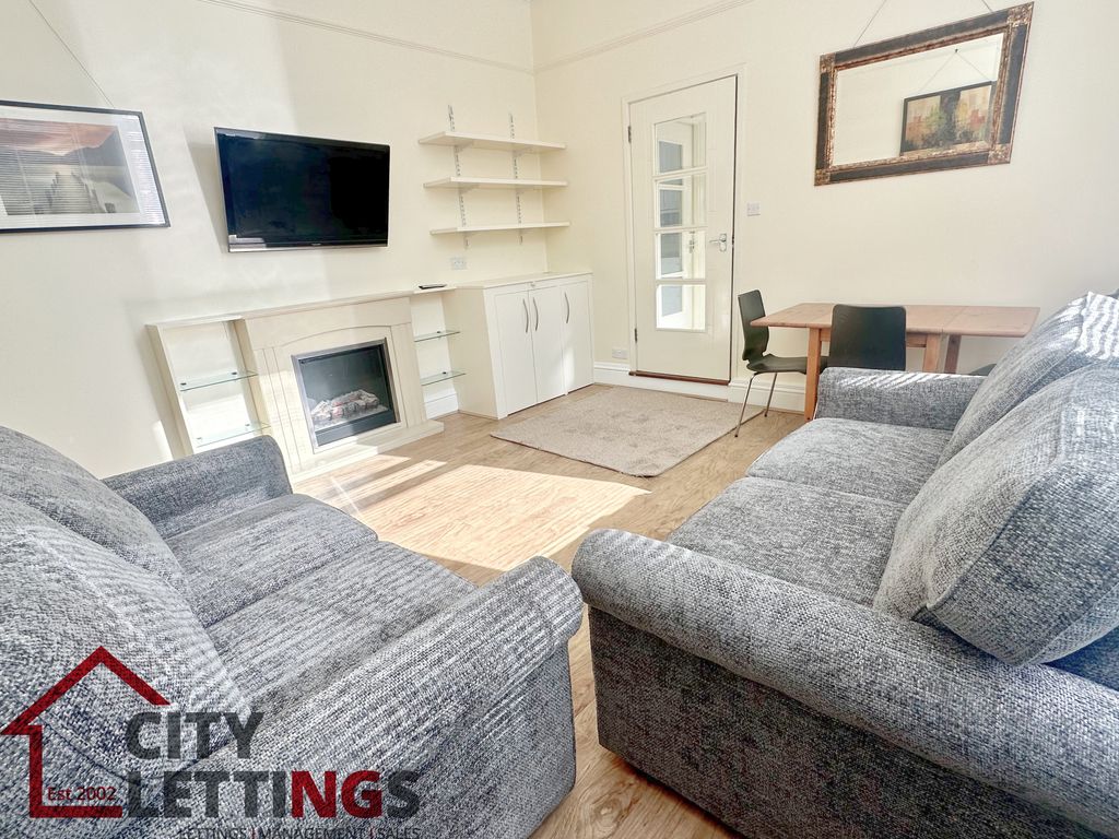 Property photo 1 of 12 Img_9269