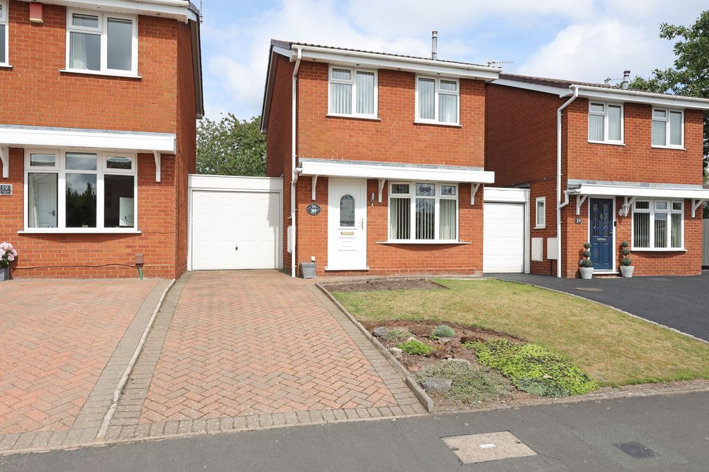 Property photo 1 of 16