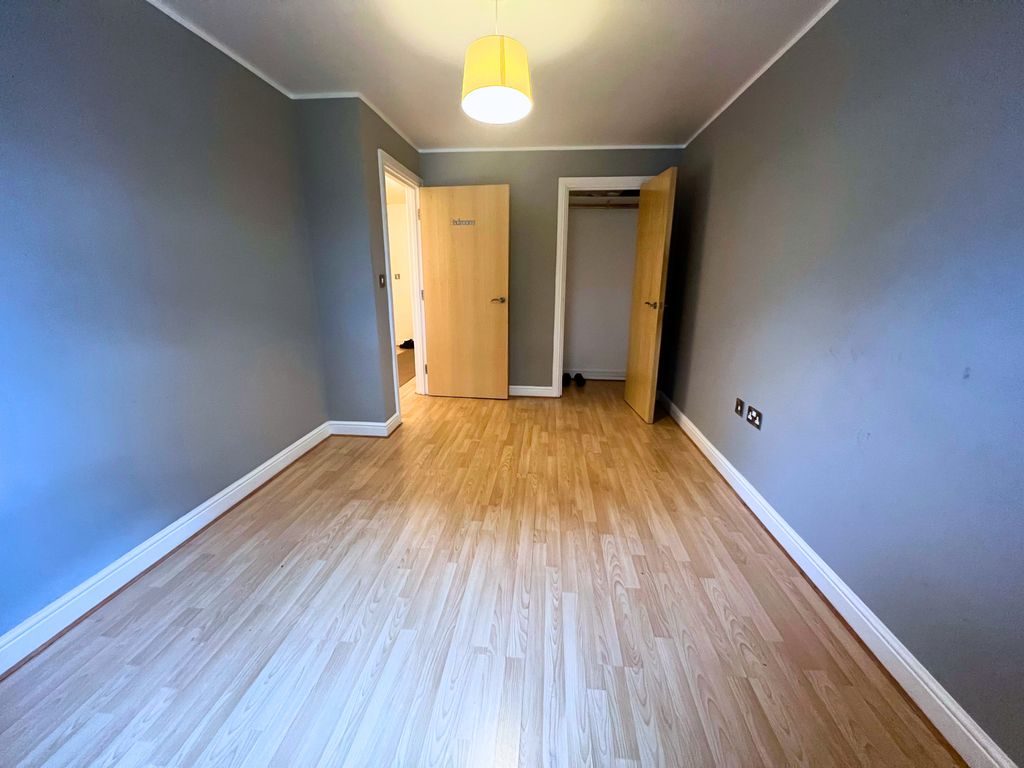 Property photo 3 of 7 Gallery