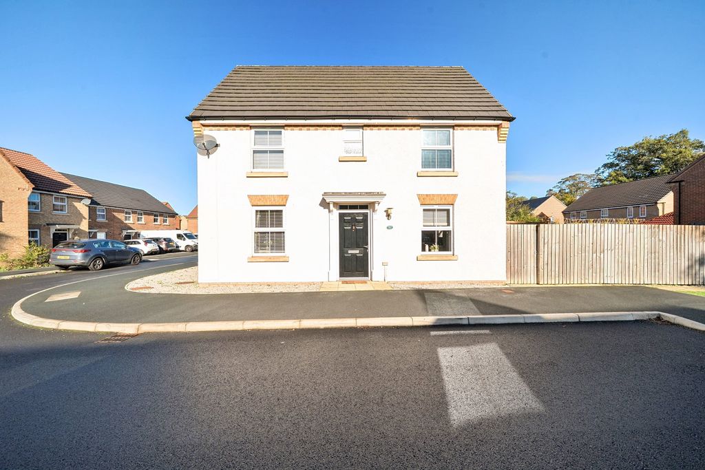 Property photo 1 of 23
