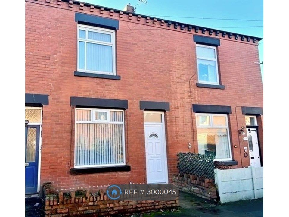 Property photo 1 of 11 Front With Small Garden