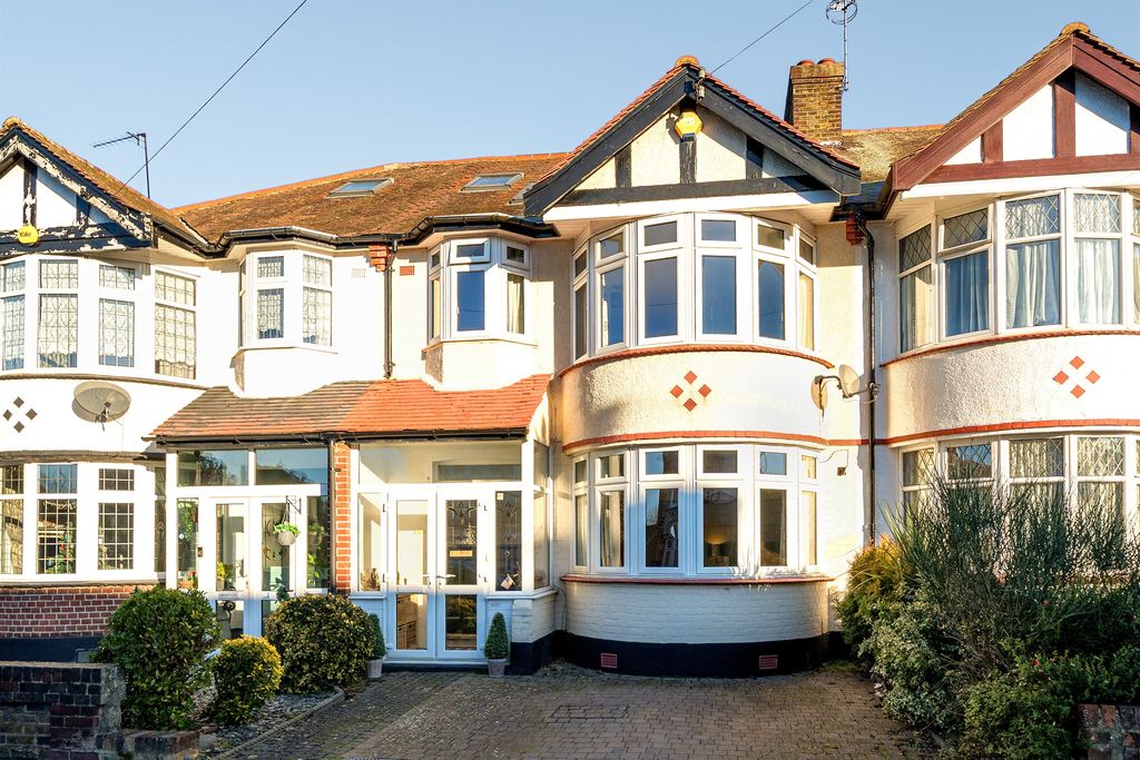 Property photo 1 of 13