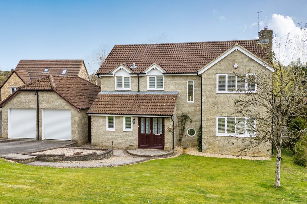 Property photo 1 of 22 Exterior