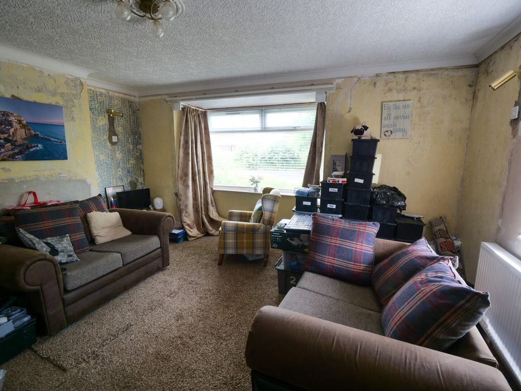 Property photo 3 of 8 Living Room