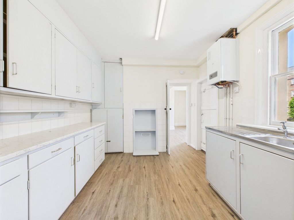 Additional image 5 of 4 bed detached house for saleNorfolk Place, Littlehampton BN17