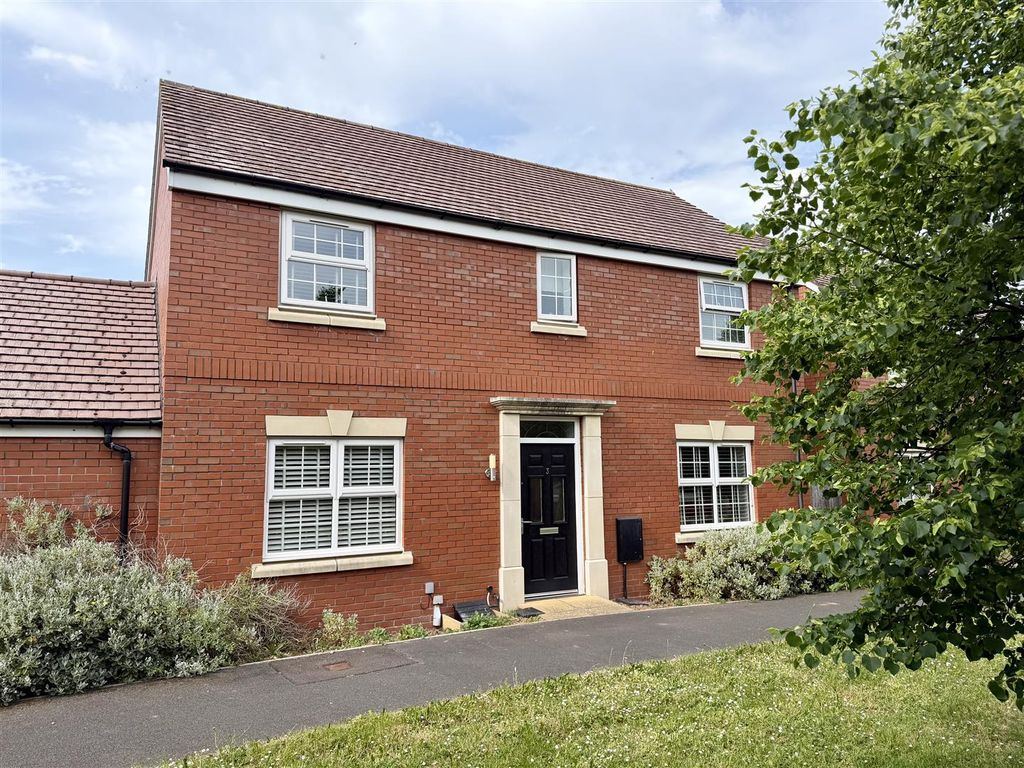 Property photo 1 of 26
