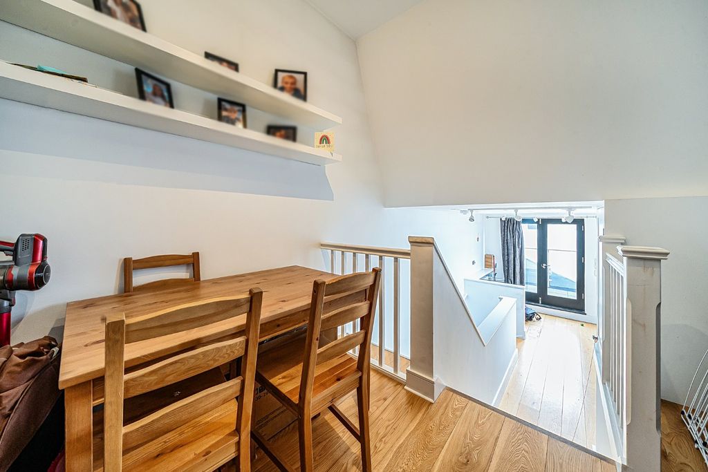 Property photo 2 of 15 Picture No. 03