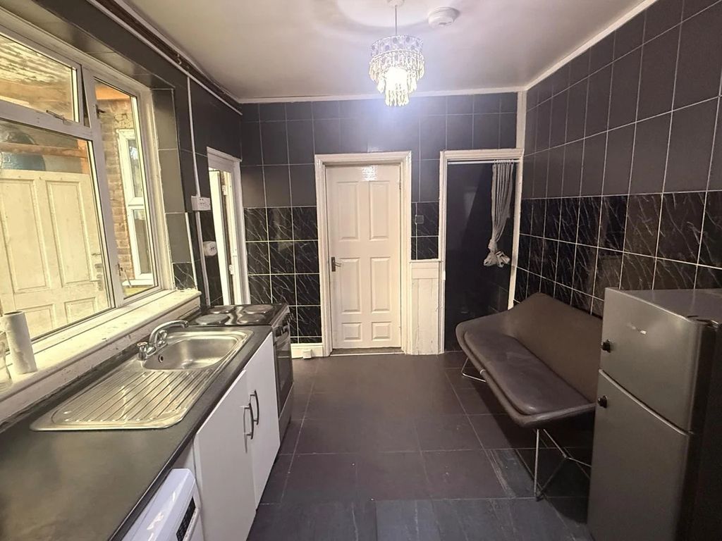 Property photo 2 of 4