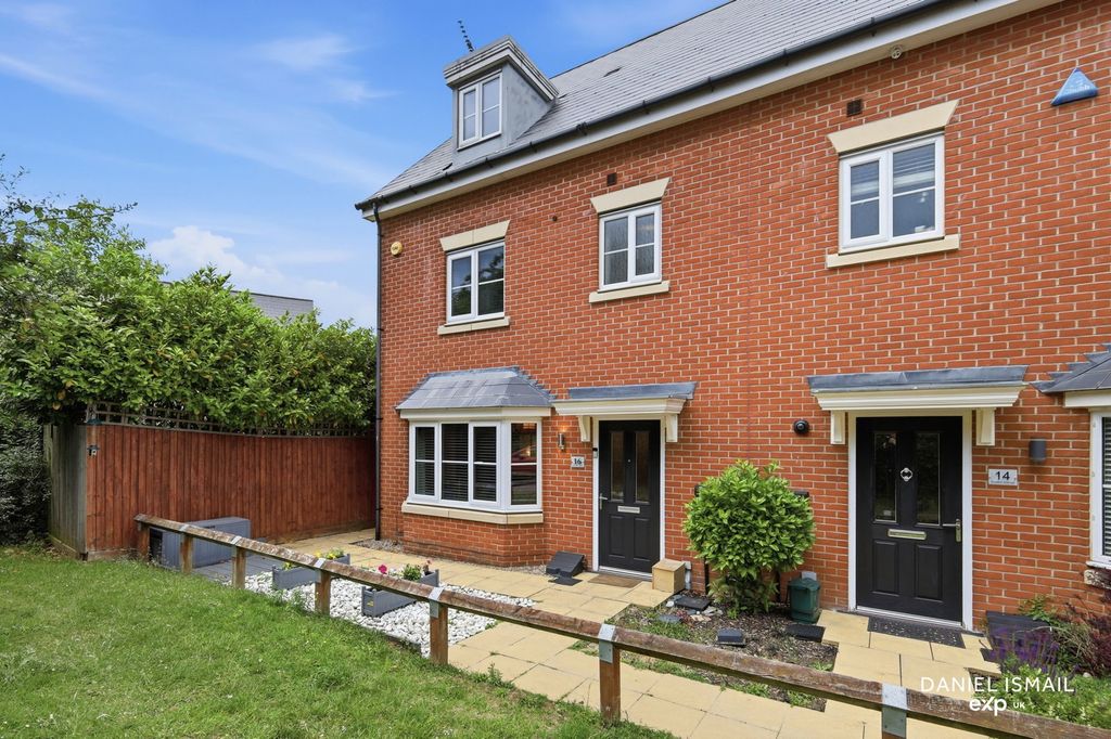 Property photo 1 of 38
