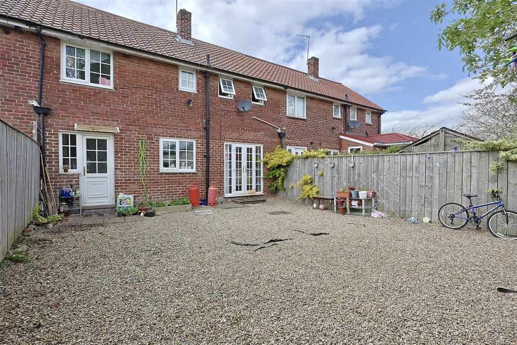 Property photo 2 of 20 953C82D4-B1E8-4C50-8F81-C2B941D93Ca9_1_201_A.Jpeg