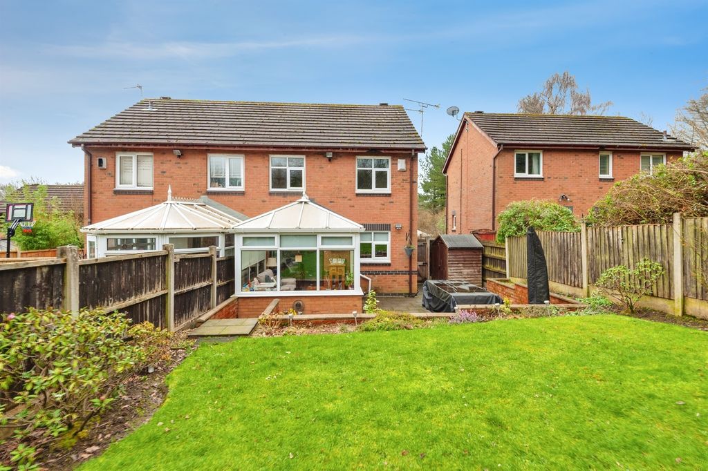 Property photo 2 of 20