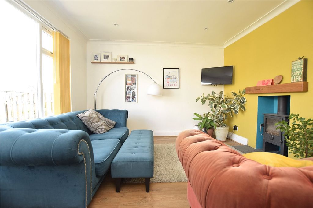 Property photo 2 of 10 Picture No. 03