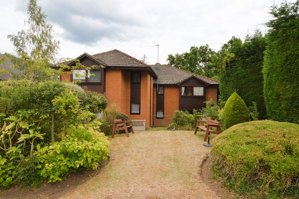 Additional image 11 of 1 bed property for saleOakleigh, Lightwater Road, Lightwater GU18
