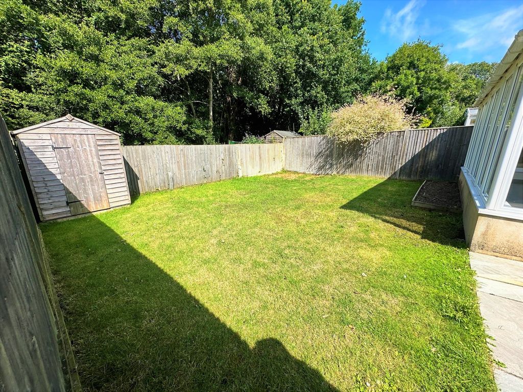 Property photo 2 of 23
