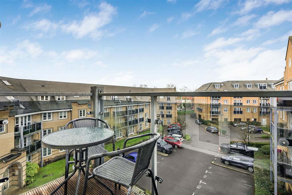 Property photo 2 of 21 24_73599.Jpg